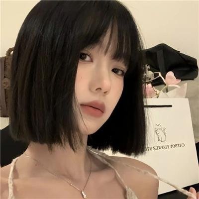以泥为妆